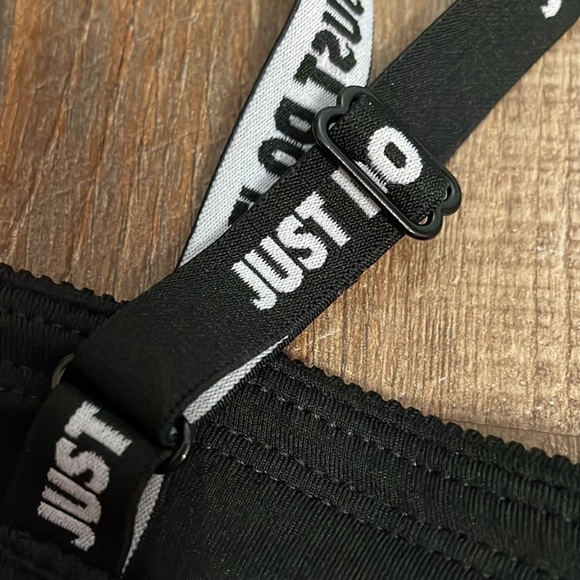 Nike JDI Cropped Rib Top Black - Picture 7 of 12